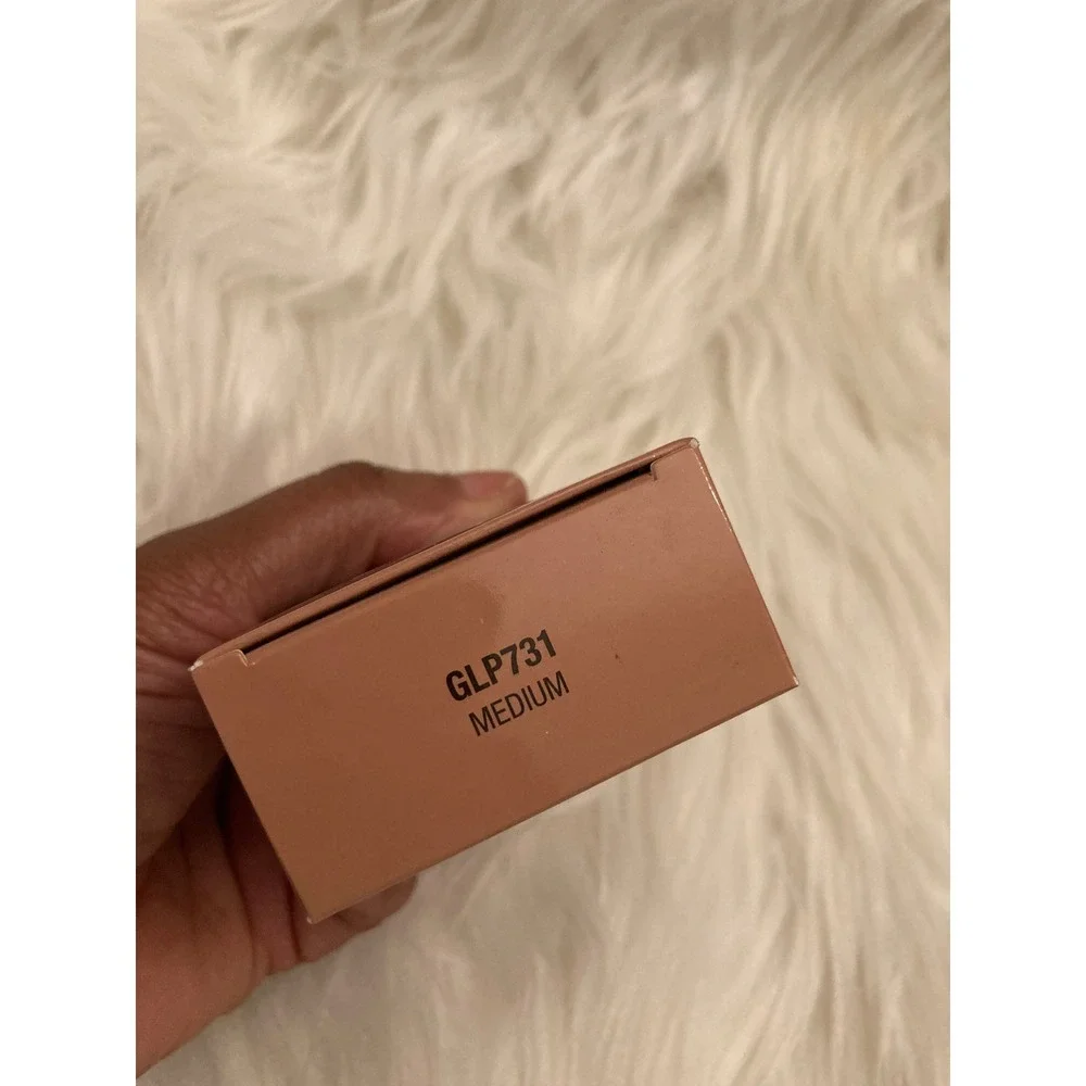 L.A. Girl Instant Finish Loose Powder Medium 0.21oz NEW Matte Oil Control GLP731